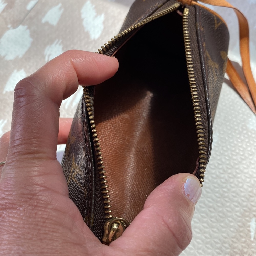 Louis Vuitton mini Papillon Pochette - Picture 7 of 13